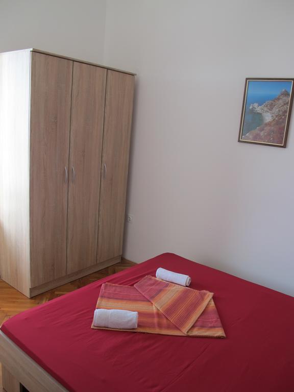 Maestral Apartments Malinska Kamer foto